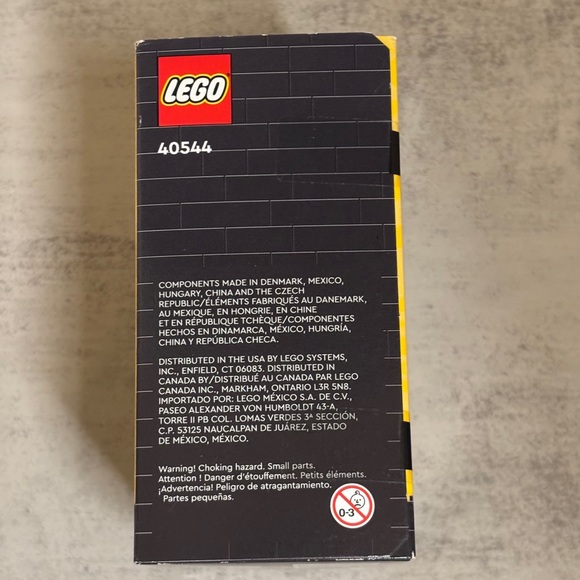 Lego BrickHeadz Pets French Bulldog Set (#40544) - Picture 4 of 7